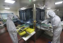 How to get COVID-19 vaccines to poor countries – and still keep patent benefits for drugmakers