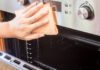 10 Useful Hacks to Clean a Dirty Oven