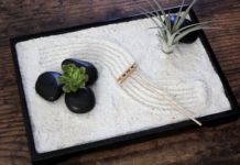 How to Make a Mini Tabletop Zen Garden