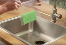 Make an Ice Pack Out of a Kitchen Sponge Easily
