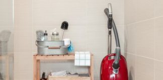 8 Essential Things Everyone Needs in Their At-Home Cleaning Kit
