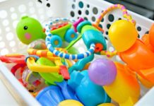 How to Disinfect Baby Toys With a Home Remedy