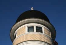 How to Install Shingles on a Curved Roof