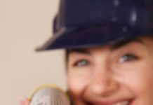 Sealing a Vapor Barrier Seam with Caulk