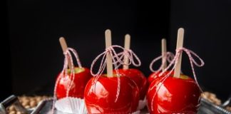 Easy Old-Fashioned Candy Apples Recipe