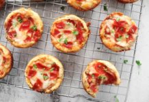 Mini Deep Dish Pizza Muffins Recipe