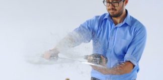 How to Saber Champagne