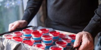 Layered Jell-O Shots Tutorial (Match Your NFL Team Colors!)
