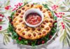 How to Make a Tear-Apart Pigs in a Blanket Wreath