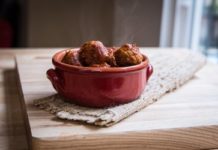 Light Sriracha Turkey Meatballs Recipe