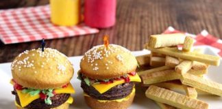 DIY Cupcake Cheeseburgers & Cookie Fries