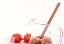 How to Use Pinot Noir for Sangria