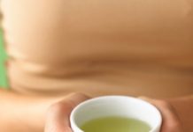 How to Grind Leaves for Tea