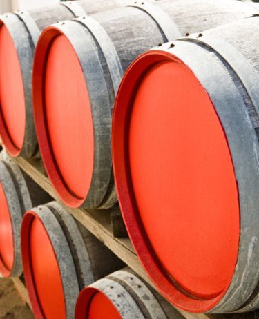 How to Keep a Keg Cold Using Dry Ice