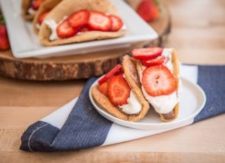 Strawberries and Cream Dessert Tacos Recipe