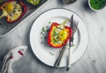 How to Bake Eggs in Bell Peppers