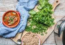 How to Make Gumbo in a Slow Cooker Tutorial