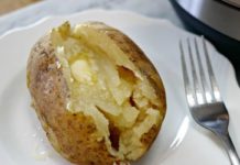 How to Cook Baked Potatoes in an Instant Pot