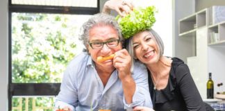 9 Foods to Help You Look Younger