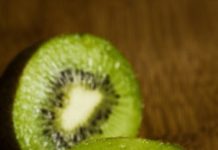 Fruits Similar to Kiwi
