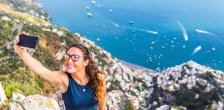 People Are Dying for the Perfect Selfie