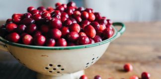 5 Ways to Use Fresh Cranberries