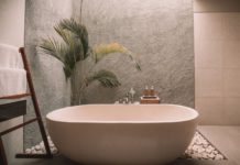 Natural beauty isn’t just another way to look good