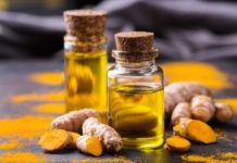 Turmeric Essential Oil Uses and Benefits