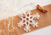 Holiday Crafting: 21 Homemade Christmas Ornaments Kids Can Make