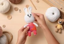 9 Step-by-Step Amigurumi Tutorials for Beginners (10 Free Patterns!)