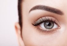 How to Grow Longer Eyelashes: 12 Tips for Beautiful Lashes