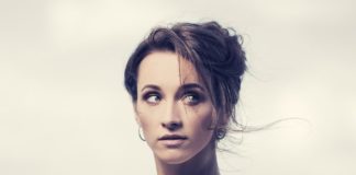 Quick & Elegant: 23 Step-by-Step Updos for Thin Hair