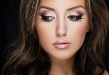 Cut Crease Eyeshadow: 12 Hacks and Tutorials for Beginners